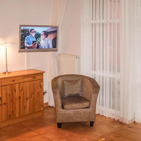 2 Bedroom Beautiful In Plau Am *