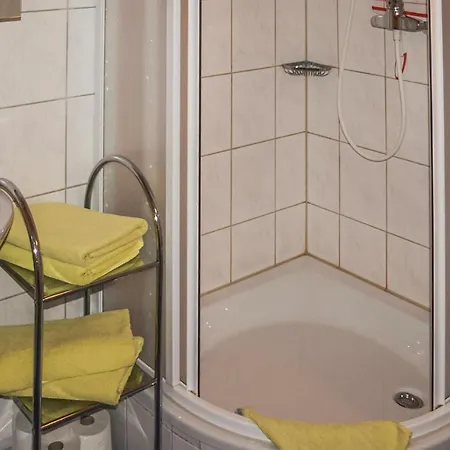 2 Bedroom Beautiful In Plau Am Hébergement de vacances